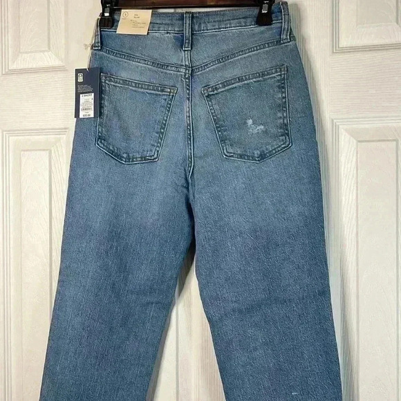 Universal Thread Women's High-Rise 90's Slim Jeans SIZE 2 / SHORT - Picture 5 of 13